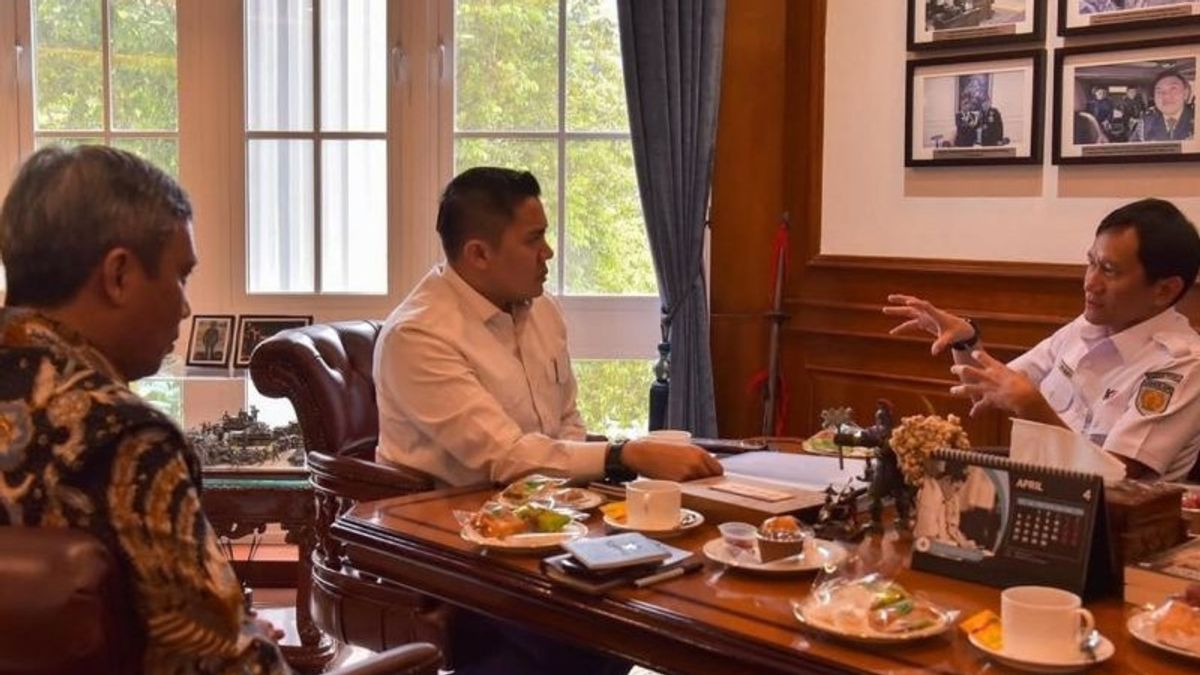KAI and BTN CEO Meet with the Secretary of the Cabinet Teddy to Discuss Affordable Housing in Urban Areas