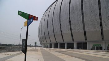 KAI Commuterは、JIS駅での運用指示を待っています