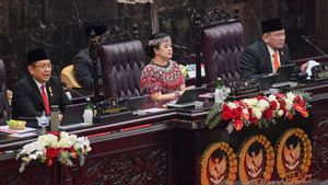 Jokowi Bicara Kode 'Pak Lurah' di Pemilu 2024,  Puan Maharani Singgung <i>Ojo Pedhot Oyot</i>