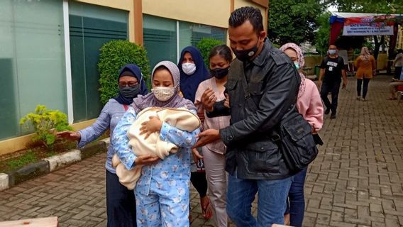 Bayi Tujuh Hari Diambil Sampel DNA di Posko Ante Mortem RS Polri