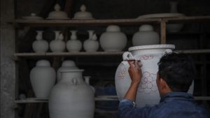 Industri Keramik Optimistis Capai Utilitas Produksi hingga 80 Persen di 2026, Tertinggi Satu Dekade Terakhir