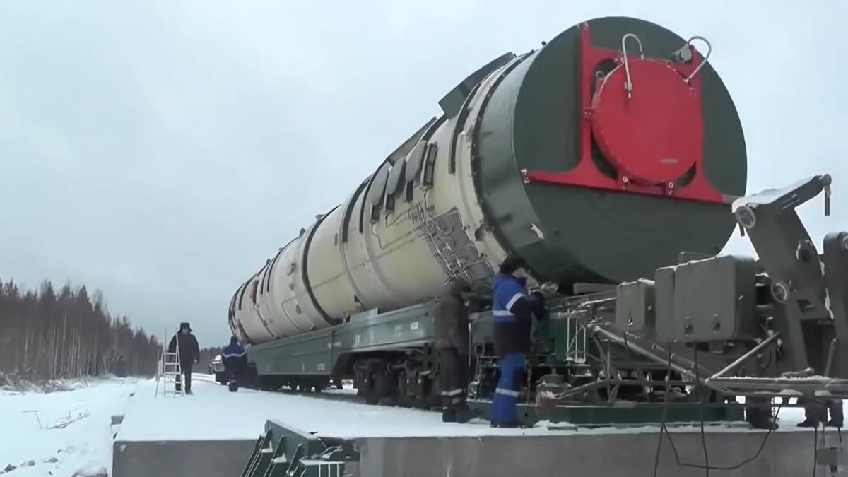 ロシアは戦闘任務のために大量生産された「サタンII」弾道ミサイルを配備する準備ができています