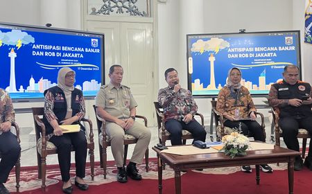 Pembangunan Tanggul Pantai Jakarta Molor, Pemprov DKI Ungkap Kendalanya 