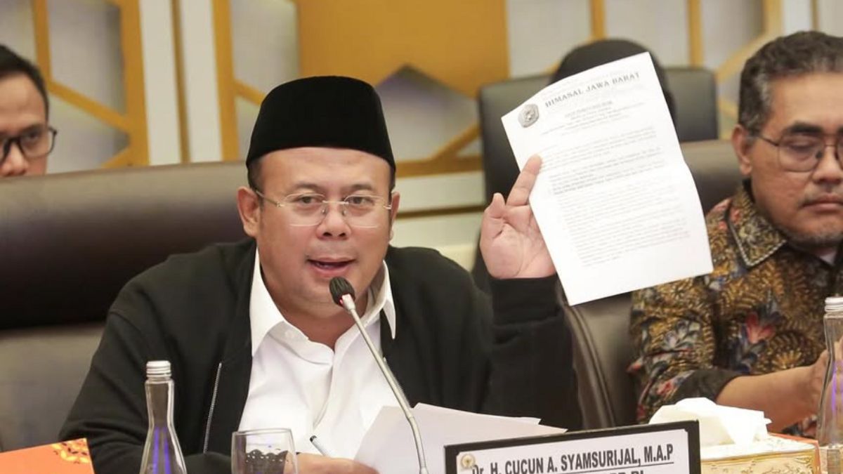 Prabowo Tanggung Jawab Utang Whoosh, Waka DPR: Kalau Ada Permasalahan Hukum Nanti Kita Tanya Aparat