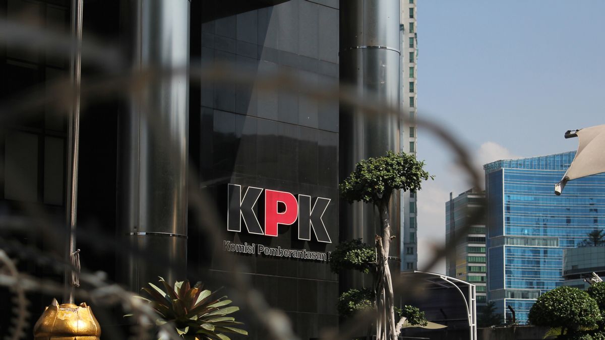Après Avoir été Fait Suspect, KPK Détient L’ex-chef De BIG Et Ex-chef De LAPAN