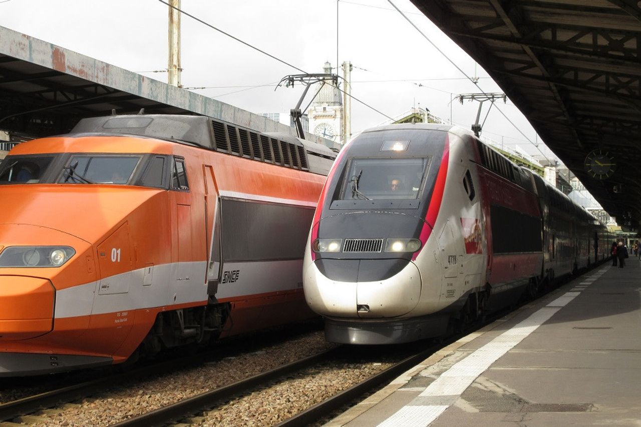 パリ ベルリン間の高速列車は来年から運行され 昼夜を問わず旅行を選択できます