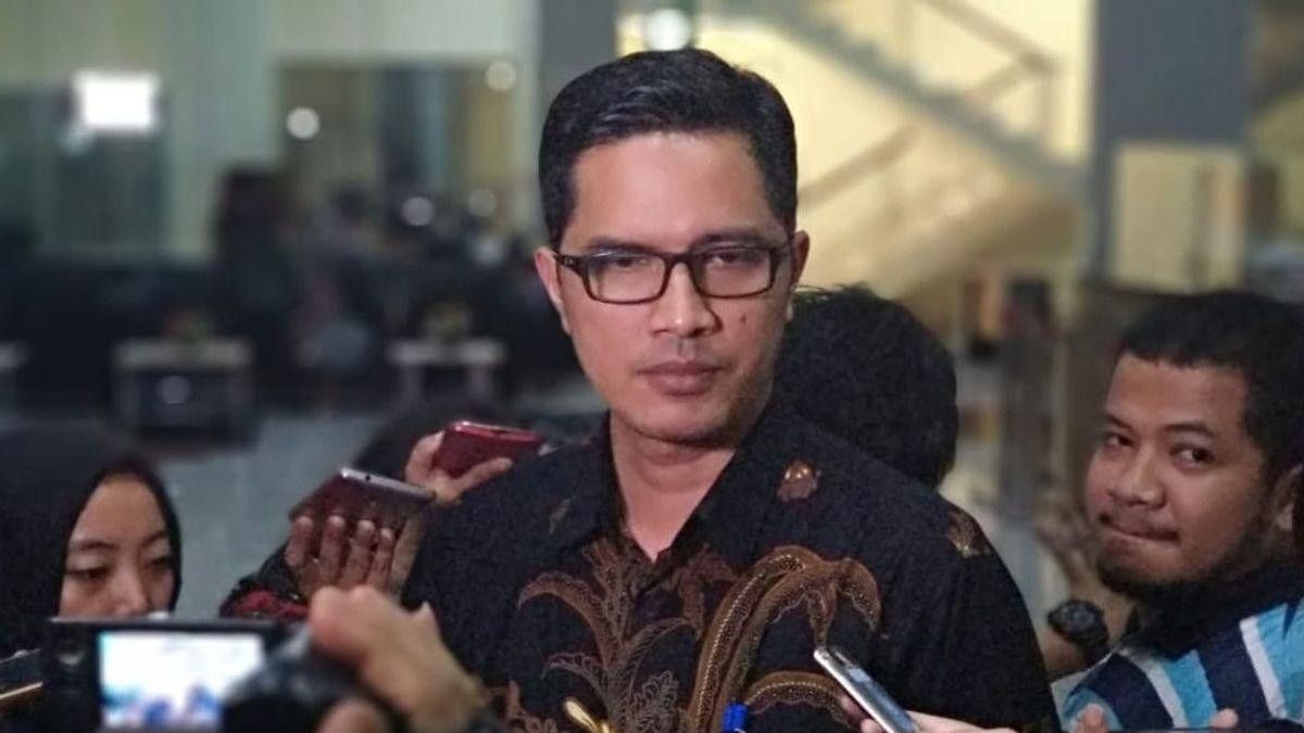 Febri Diansyah Endus The Irregularity Of The KPK's Arrest Of SYL