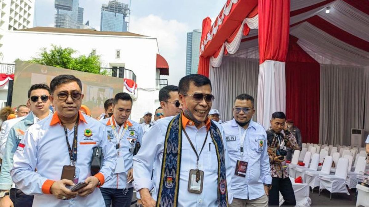 Pakai Atribut Papua, Partai Berkarya Sambangi KPU Daftar Jadi Peserta Pemilu 2024