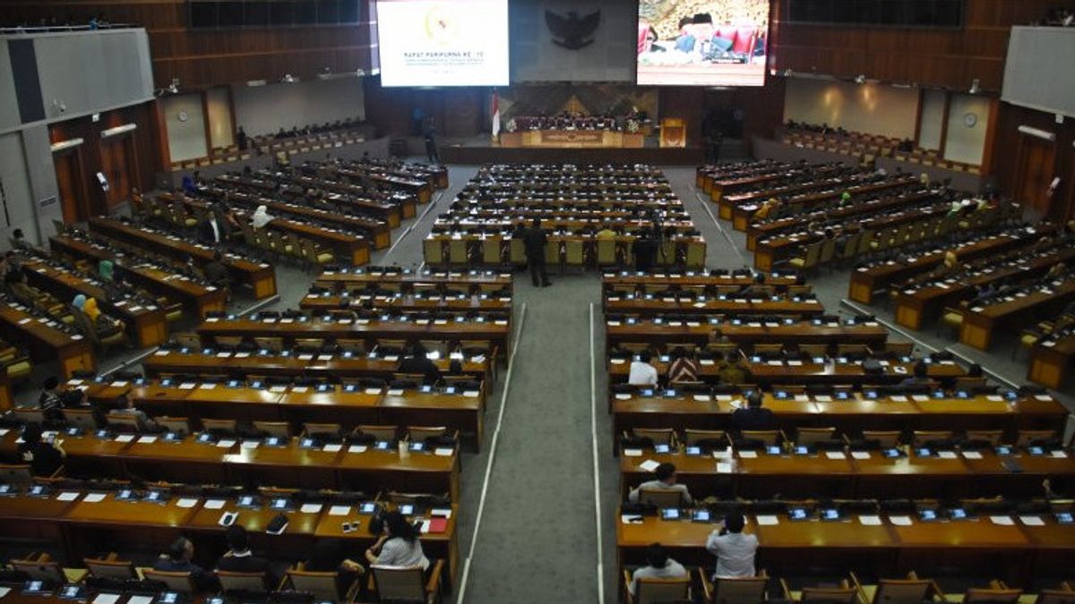 Isu Capres Harus Kader Partai di DPR, Said Didu: Sekalian Aja Semua Pejabat Anggota Parpol