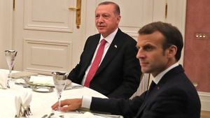 Sering Bersitegang, Turki dan Prancis Kini Berencana Menormalisasi Hubungan