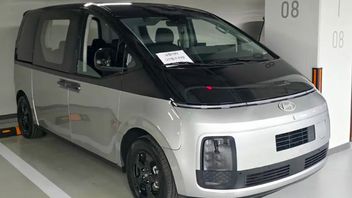 Hyundai Staria EV Caught Camera Parked Ahead Of Starting Its Production Phase