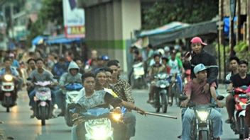 Pinggang Guru di Pekanbaru Luka, Dibacok 15 Orang Diduga Geng Motor