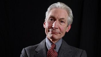 Rolling Stones Drummer Charlie Watts Dies