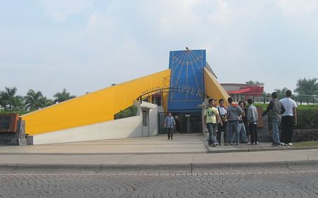 Museum Puspa Iptek Sundial Bandung Diresmikan oleh Menristek Hatta Rajasa dalam Sejarah Hari Ini, 11 Mei 2002