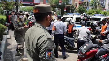 野生の駐車バッグは交通渋滞を作り、中央ジャカルタのディスハブは大規模な襲撃を行います
