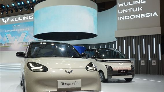 Wuling Tawarkan Program Menggiurkan untuk Pembelian Kendaraan Listrik Selama IIMS 2024