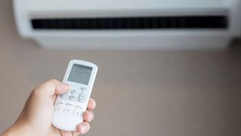 5 Simple Tips Saving Electricity At Home, Light Attention To AC