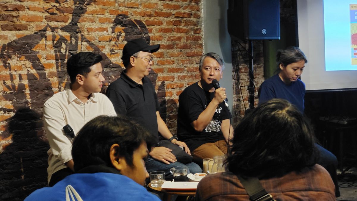 Cholil Mahmud Calls Independent Musicians Must Have Knowledge About The Music Industry