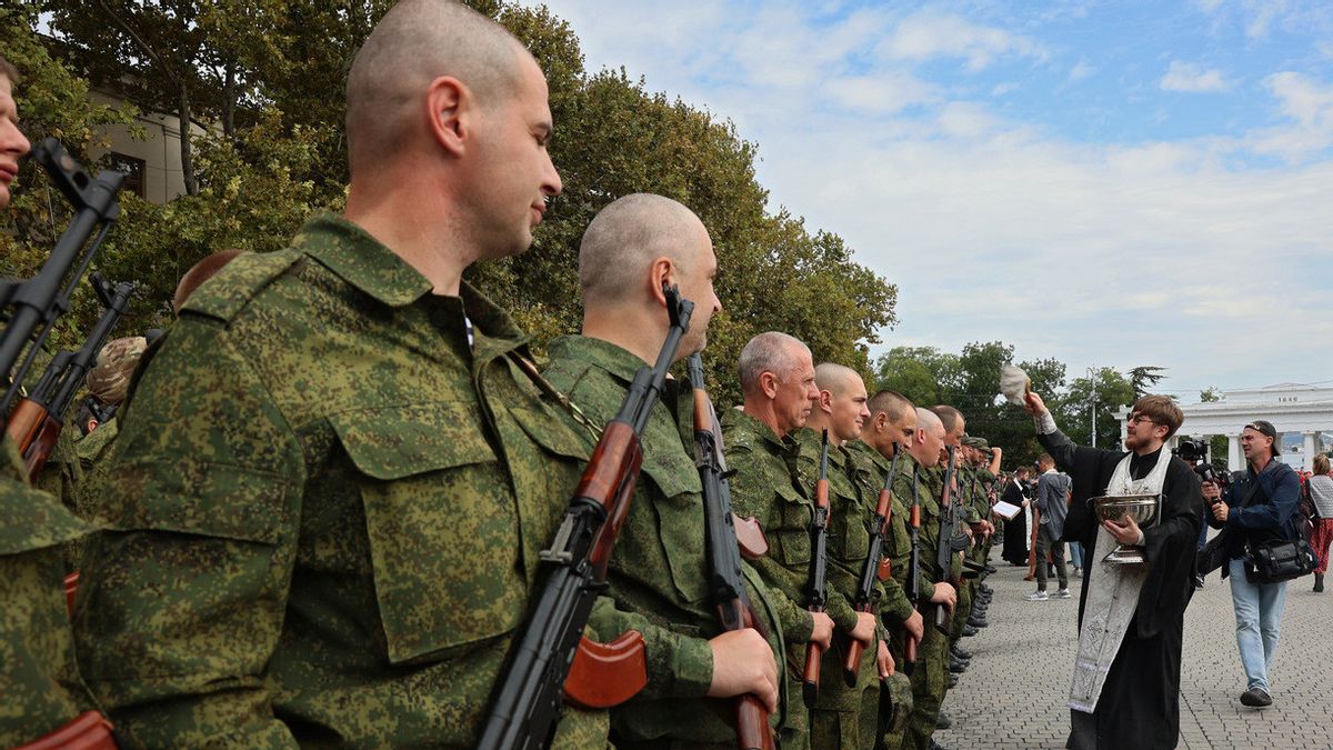 普京总统会见被派往乌克兰战争的预备役士兵的母亲