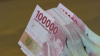 The Dollar Is Furious, Dragging The Rupiah To Weave 175 Points To Rp14,553 Per US Dollar