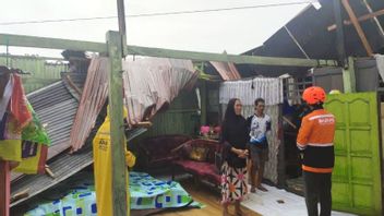 Four Houses In Makassar Damaged By Strong Winds