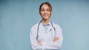 Perbedaan Demam Biasa dan Demam Tumbuh Gigi: Mengetahui Penyebab dan Cara Penanganannya