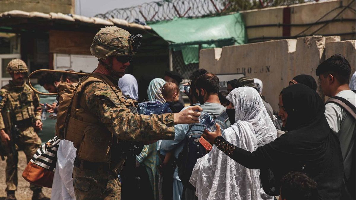 バイデン大統領は8月31日に完了したアフガニスタンでの避難を望み、国防総省に危機管理計画の準備を要請