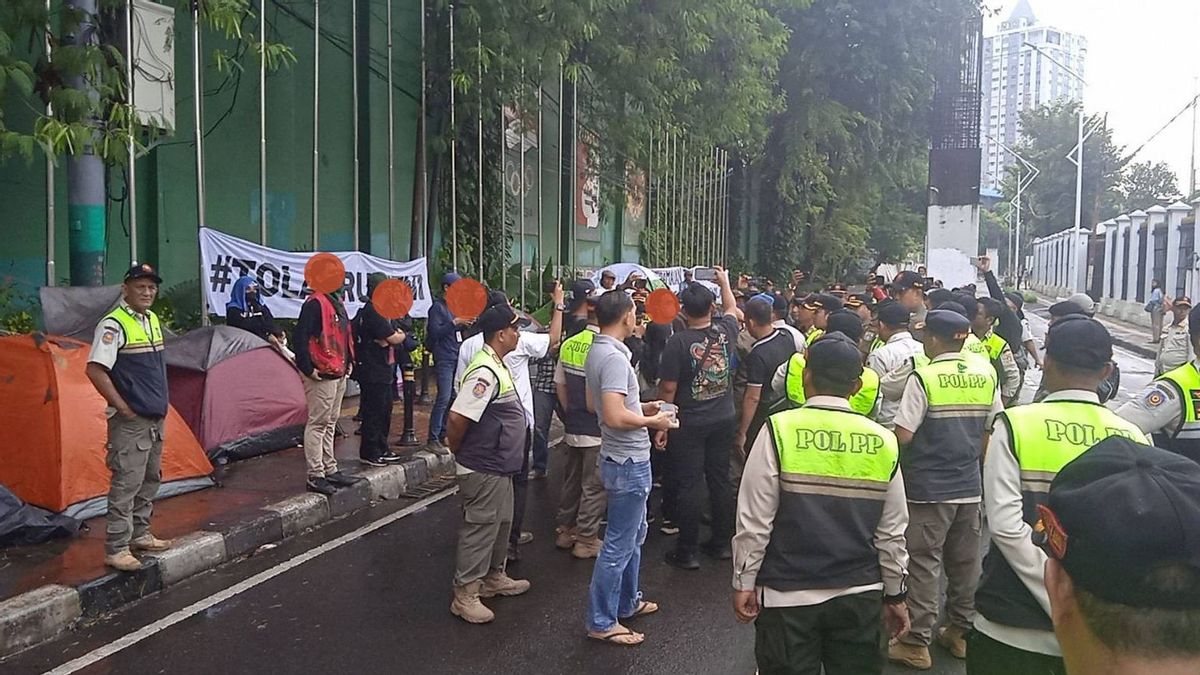 Ditegur Pramono Akibat Bubarkan Aksi Kemah Tolak UU TNI di DPR, Satpol PP DKI Minta Maaf 