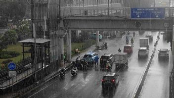 BMKG: Siklon Tropis Algupit Picu Potensi Hujan Signifikan di Indonesia