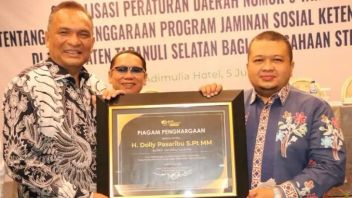 Bupati Tapanuli Selatan Dolly P.Pasaribu Dinilai Berprestasi