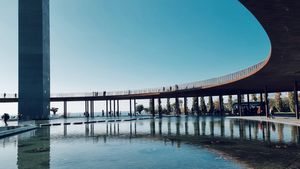 \Ukraine Attacks Russia's Bridge Towards Crimea With Underwater Explosives