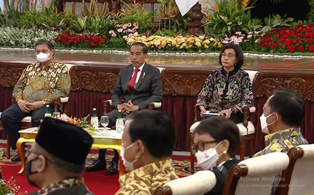 Ditarget Jokowi Cari Pendapatan Negara Rp2.460 Triliun Tahun Depan, Sri Mulyani Optimistis Namun Waspada