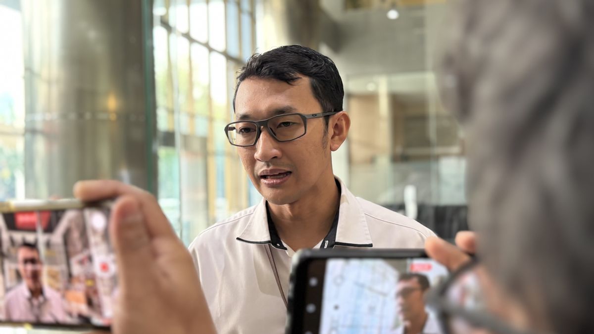 5 Le directeur des voyages du Hajj et le directeur des opérations Amphuri a appelé KPK à la police de Yogyakarta