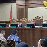 Hakim Cecar Saksi Mahkota Sidang Kasus Korupsi BTS 4G Soal Commitment Fee: Jangan Macam-macam Saudara!