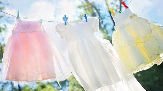 Cek Dulu, Apakah Cara Mencuci Baju yang Biasa Dilakukan Sudah Benar?