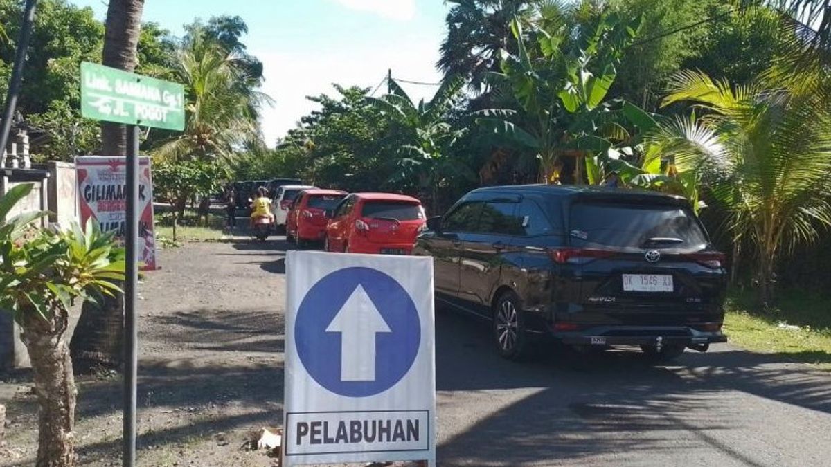 Homecoming Vehicle Queues In Gilimanuk Reaches 6 Kilometers