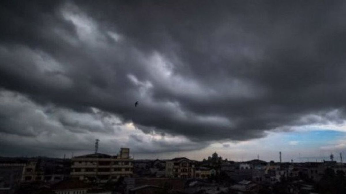 Cuaca Aceh Hari Ini: Hati-Hati Hujan Petir pada Siang Hari