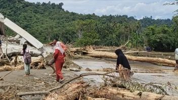 Des vagues atmosphériques tropicales apparaissent à l'ouest d'Aceh, le BMKG demande à être alerté sur les catastrophes hydrométéorologiques