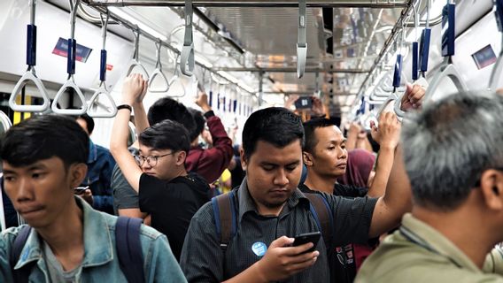 Baru 32 Persen Masyarakat Jabodetabek yang Menggunakan Transportasi Massal