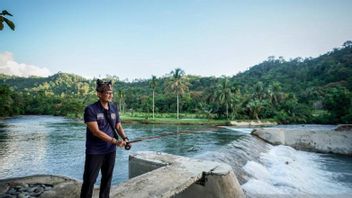 Sandiaga Asks the Community of Nyarai Tourism Village, West Sumatra, to Protect the Environment