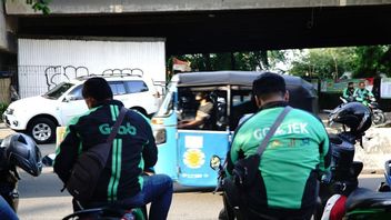 Pretending To Order Food, A Woman In Medan Allegedly Stole Online Ojek Driver's Cell Phone And Threatened Him