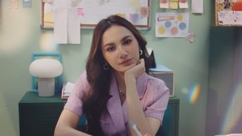 Mahalini et Libra Akila semblent attirantes lorsqu’elles sont devenues des modèles de vidéos de style Alamak