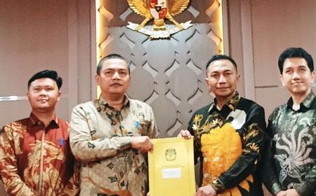 Pilkada Jakarta 2024: Skandal Pencatutan KTP dan Tudingan Calon Gubernur Boneka Dharma Pongrekun