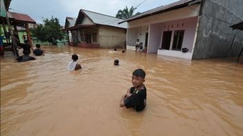 ar Polri Pantau d’inondation de Jabodetabek, Babel Bekasi devient le centre d’évacuation