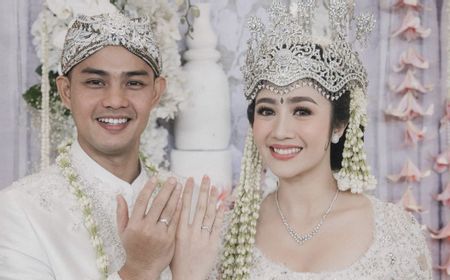 Febby Rastanty Resmi Menikah dengan Drajad Djumantara