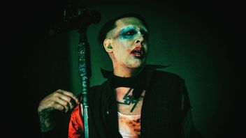 Ce Groupe De Black Metal Accuse Marilyn Manson D'avoir Volé Sa Pose Signature Pour Des Besoins Promotionnels
