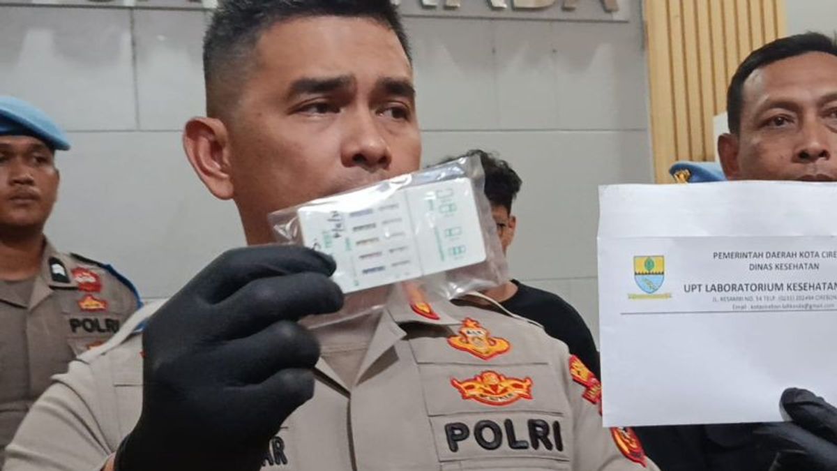 Dramatis! Polisi Dihadang Keluarga, Diancam Pakai Kapak Sebelum Ringkus Residivis Narkoba di Cirebon