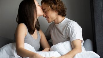It's Not About Sex, Recognize 5 Meanings Of Emotional Intimacy That Are Secrets Of Healthy And Langgeng Relations