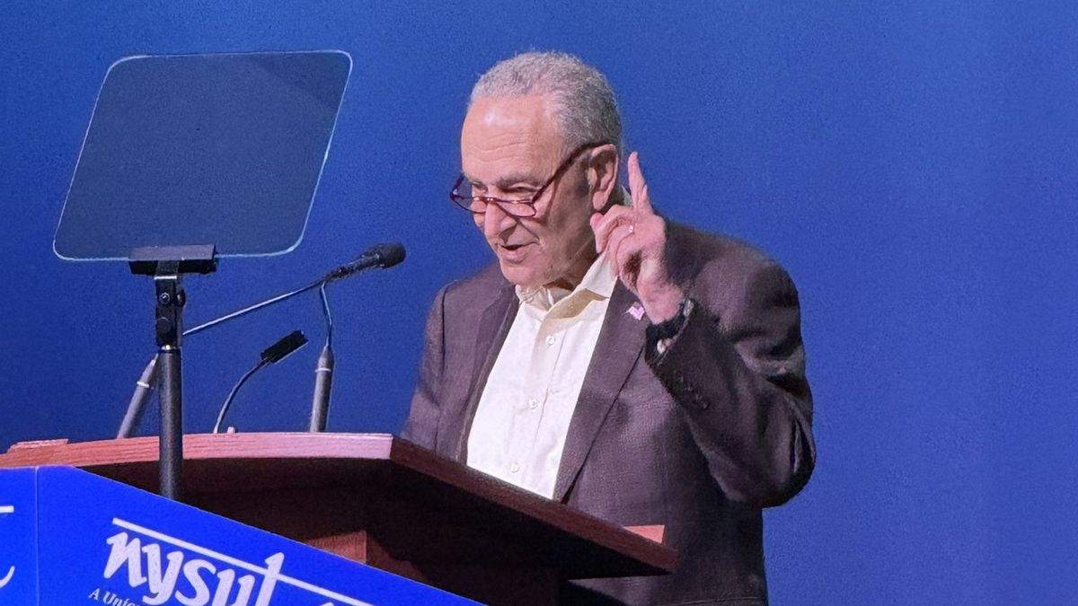 Chuck Schumer: The US Senate Will Soon Present A Framework To Regulate Artificial Intelligence