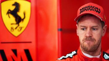 Throwed Into A Distended Position, Vettel Spray The Ferrari Team